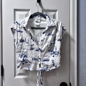 Disney Cruise Line White and Navy Shirt